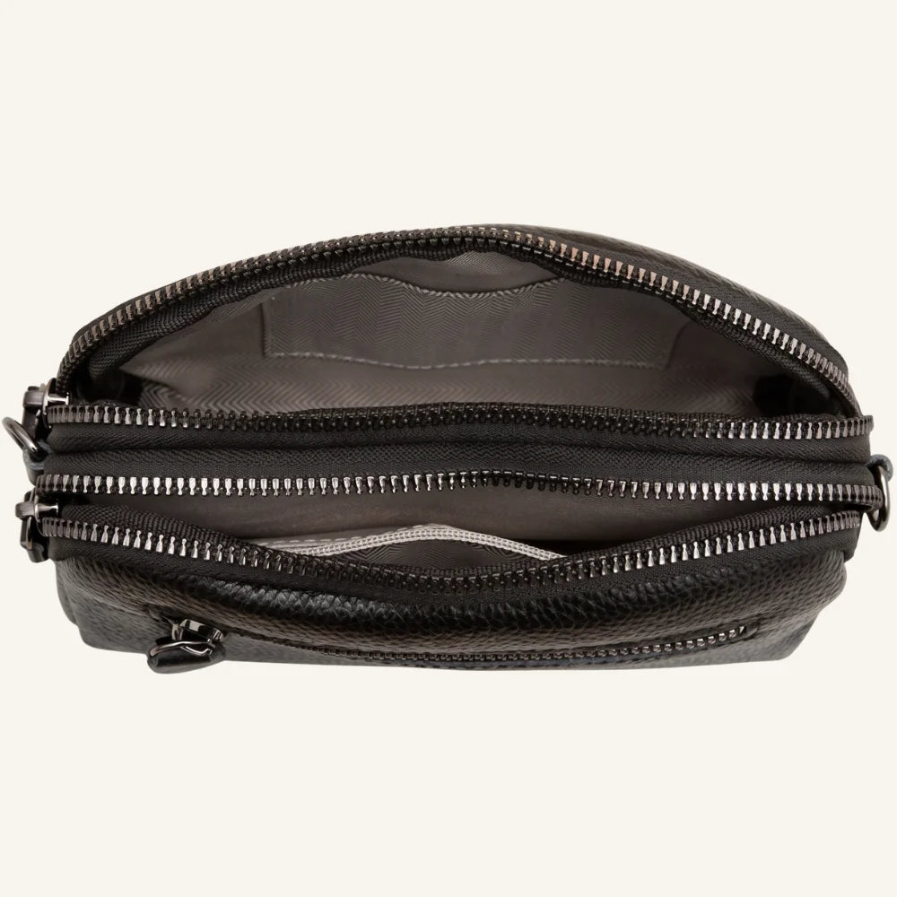 sac pochette bandoulière cuir femme ouvert